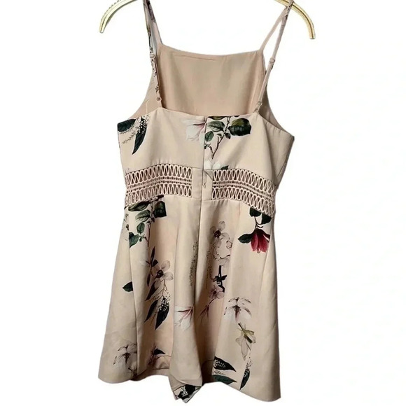 REVOLVE KEEPSAKE THE LABEL romper sz SM . Pink floral,cut out,waist crochet?,zip - Picture 8 of 16